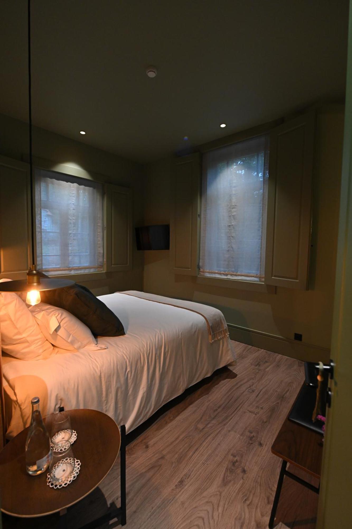 The Grove Houses Guimaraes Room photo